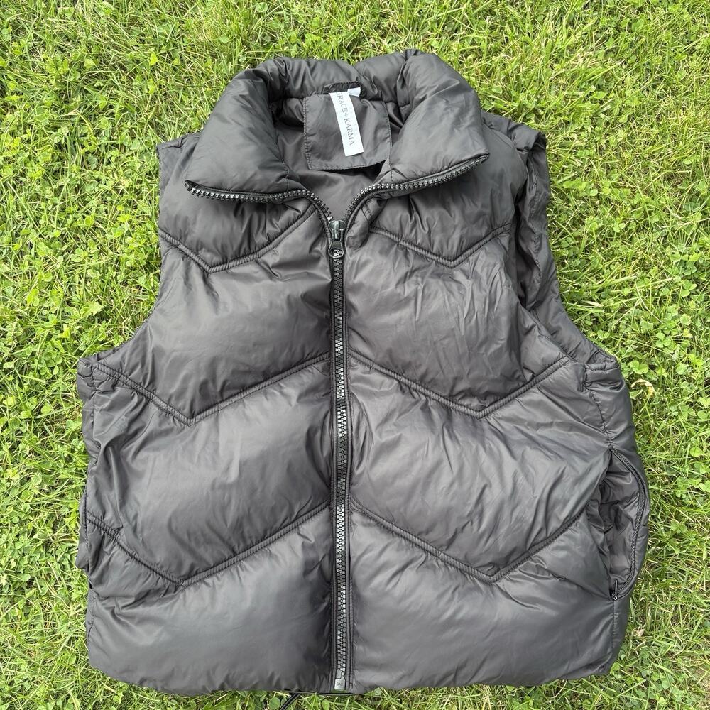 Grace + Karma Black Puffer Vest Full Zip Pockets Drawstring Women’s Size S